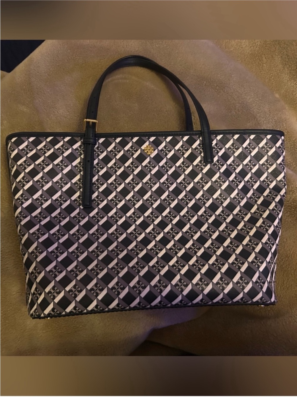Tory burch tote